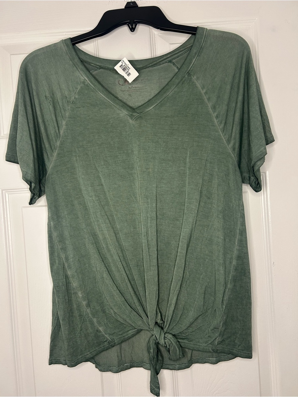 Cable & Gauge Olive Green V-Neck Tie-Front Short Sleeve Tee